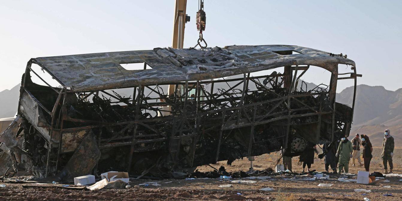 Vue aérienne d'un accident de la route en Afghanistan