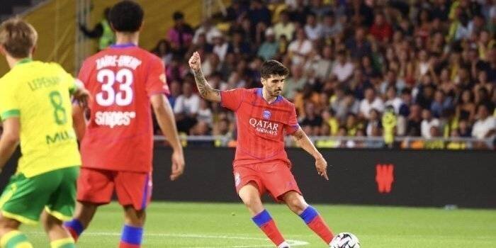 Lucas Beraldo en défense au PSG