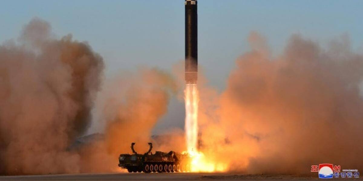 Vue d’une base de missiles nord-coréenne près de la Chine