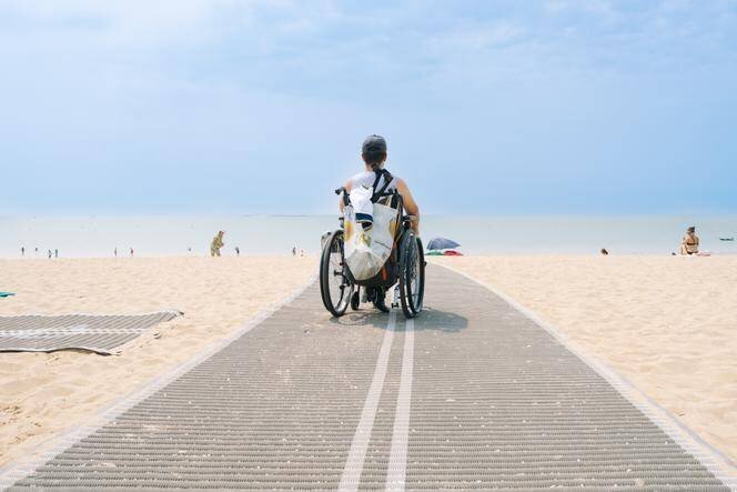 Personne à mobilité réduite à La Baule