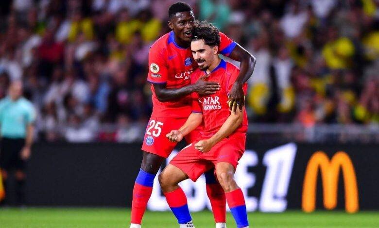 Vitinha célébrant le but à La Beaujoire