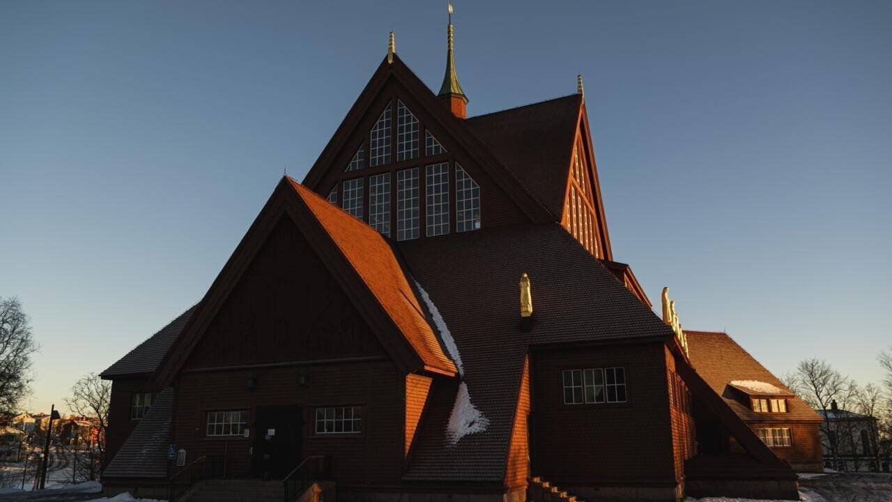 Église de Kiruna sur convoi spécial