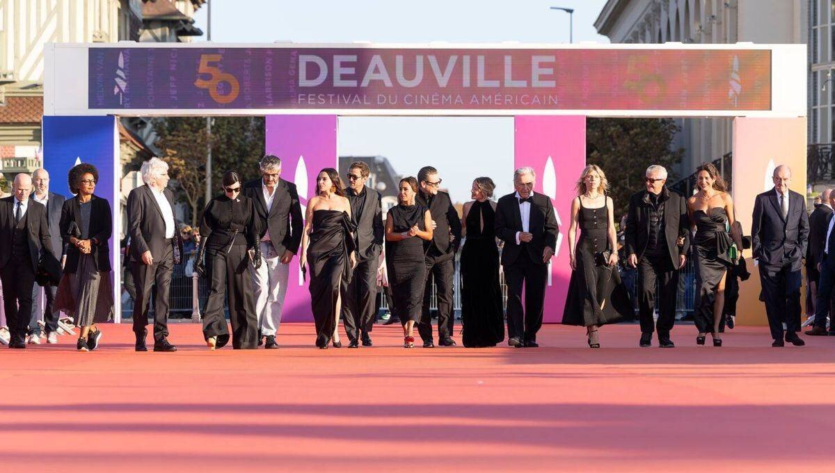 Plage et palaces du festival à Deauville