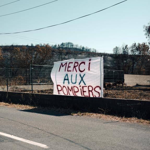 Panneaux de remerciement pour pompiers Corbières