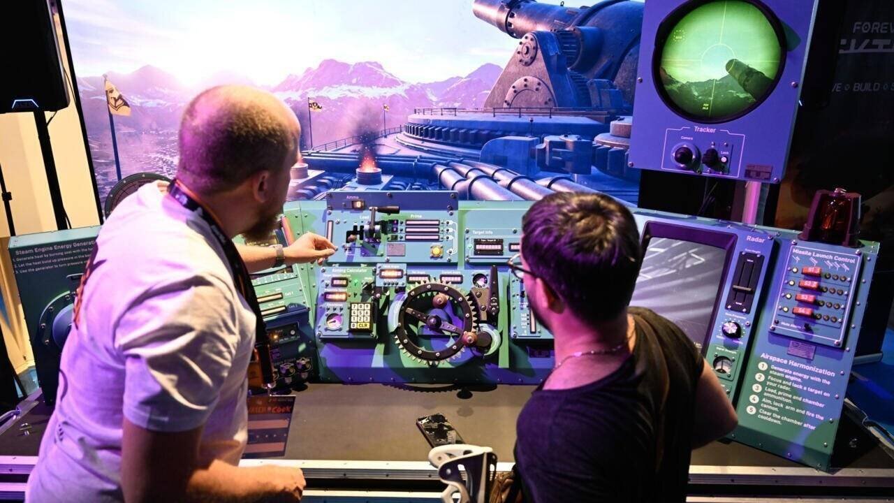 Participants jouant à PVKK salon Gamescom 20 août 2025