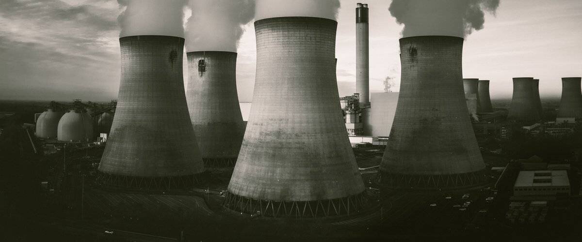 Attaques de drones sur une centrale et un port pétrolier