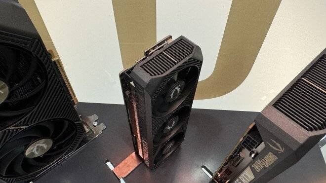 Vue détaillée ventilateurs ZOTAC RTX 5060 Low Profile