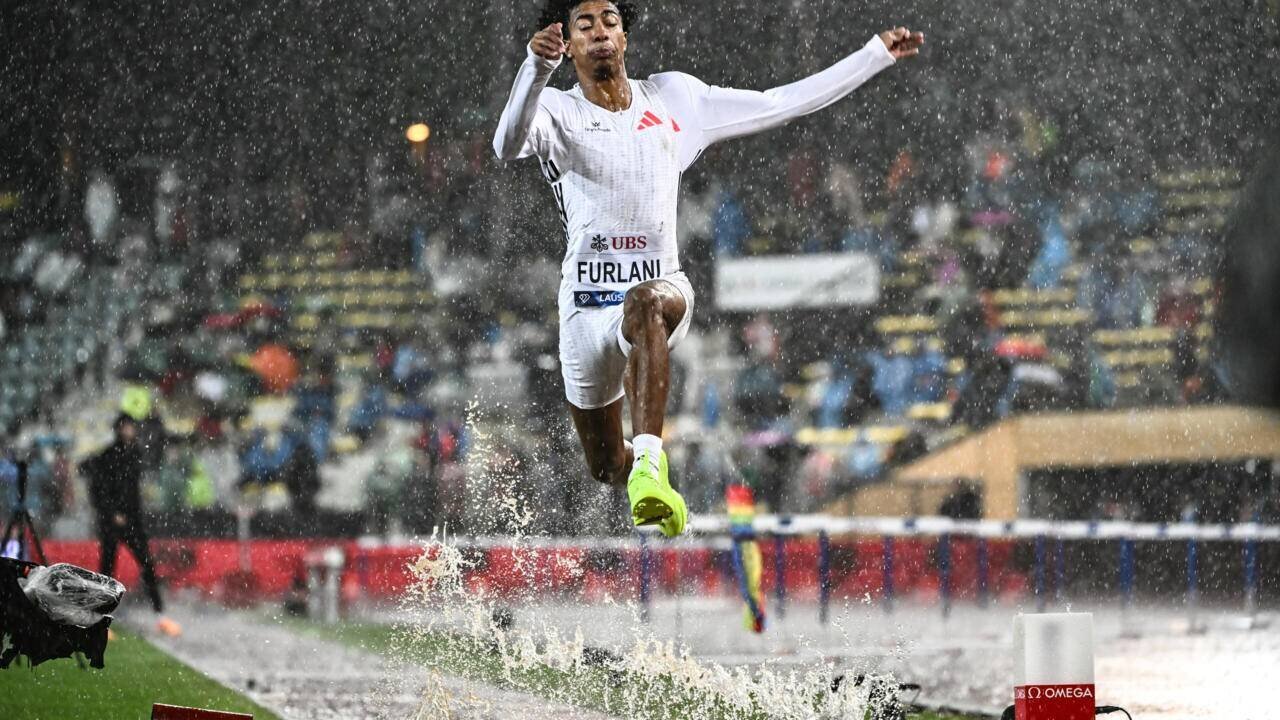 Mattia Furlani à la longueur sous la pluie
