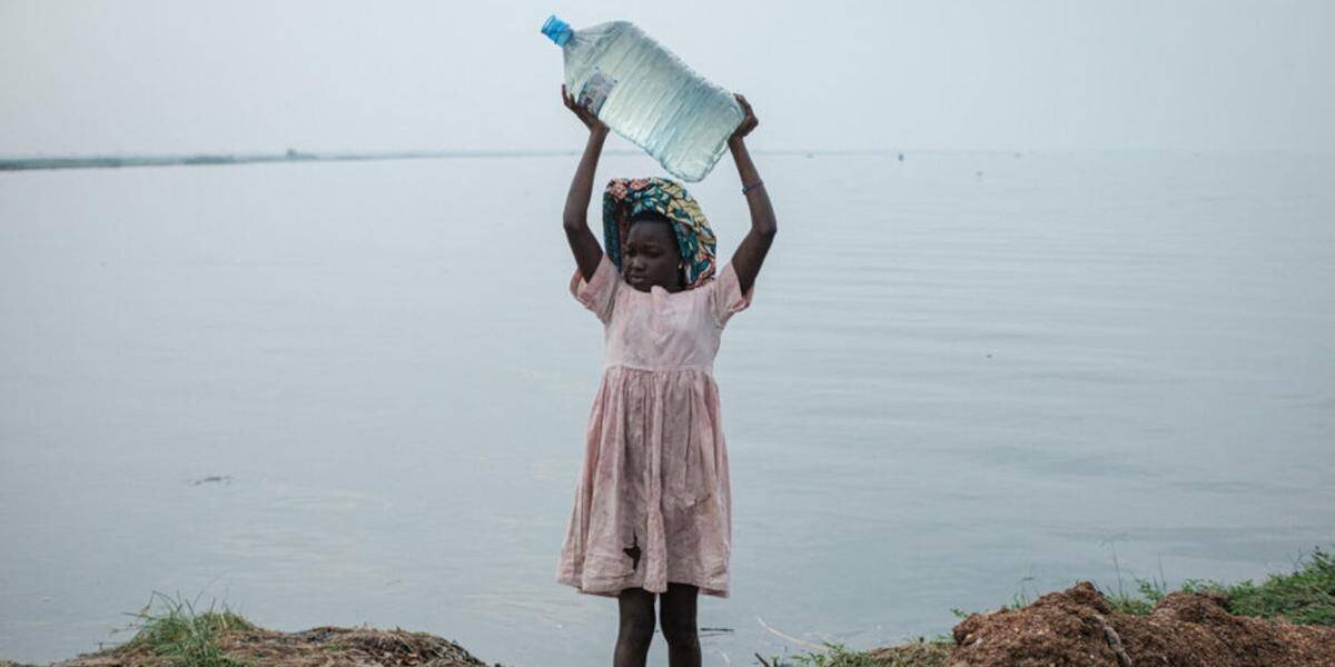 Photo d’une eau potable et d’un système de distribution