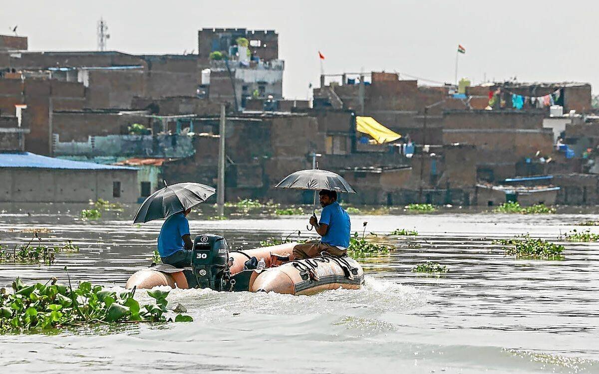 Vue des eaux et des glissements dans le Jammu et Cachemire