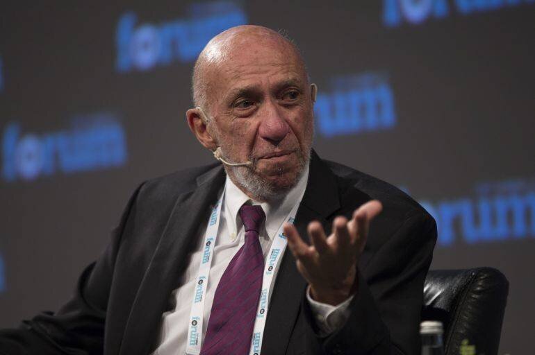 Richard Falk lors d'un forum à Istanbul