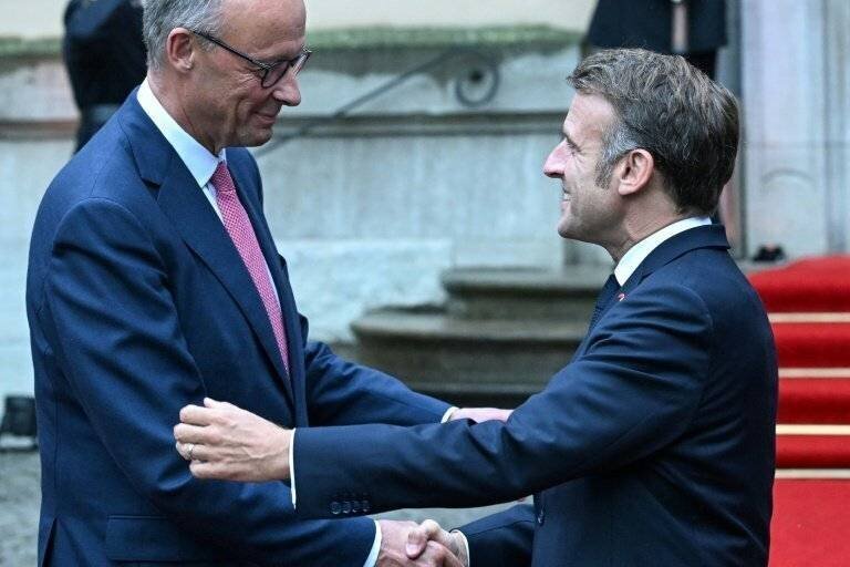 Macron et Merz à Brégançon lors d'une rencontre bilatérale