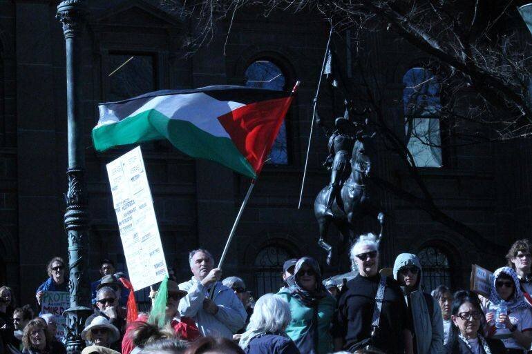 Organisateurs anticipant une forte participation aux manifestations