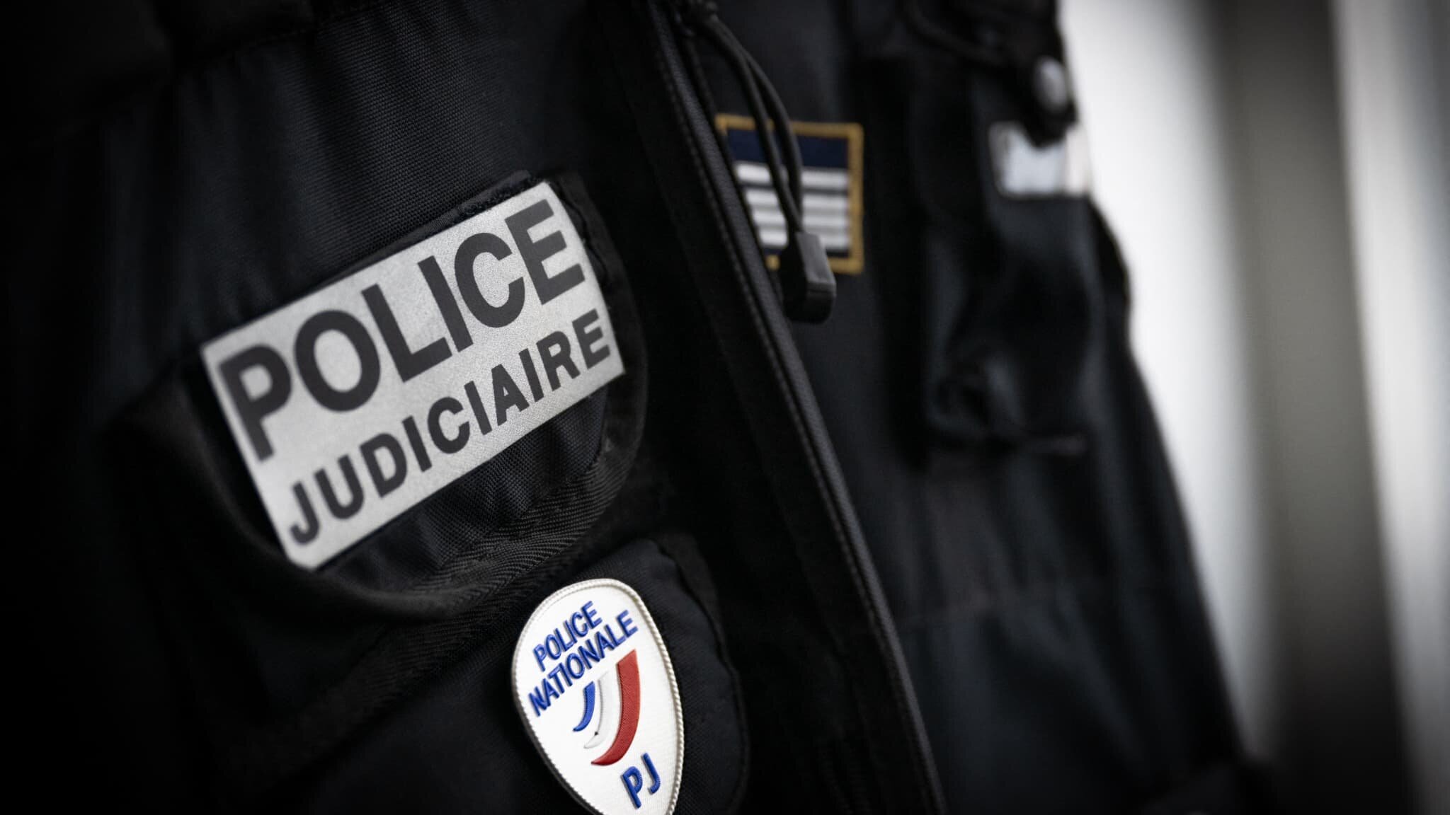 Police judiciaire lors d'une enquête à Lyon