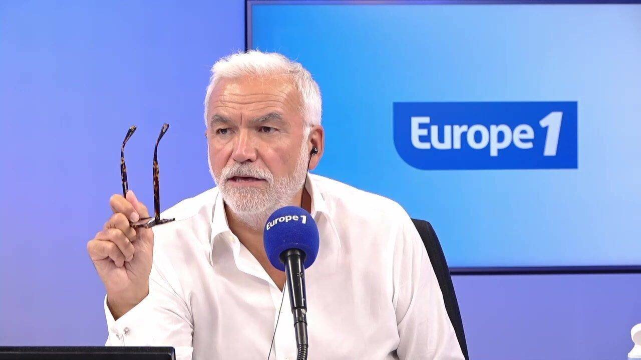 Macron et Merz lors d'une conférence de presse