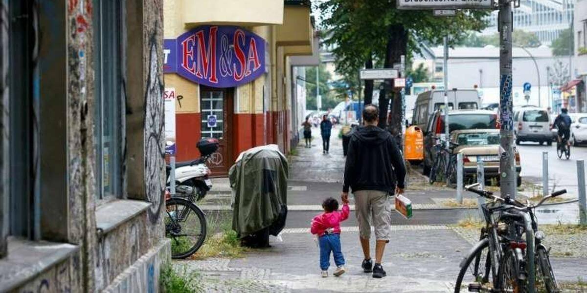 Hangars de Tempelhof servant de logement temporaire