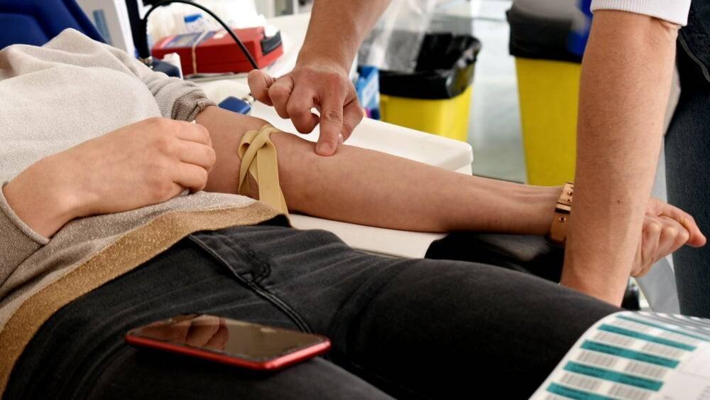 Illustration don du sang - nouvelles règles et Cerfa