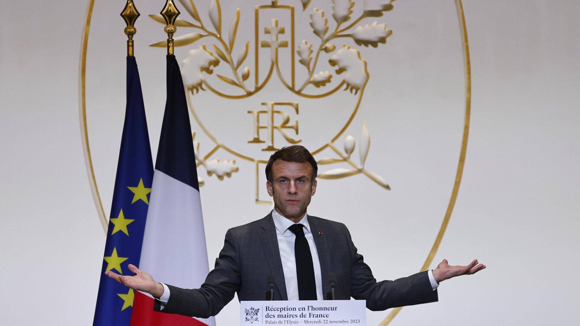 Manifestation et pétition contre Emmanuel Macron