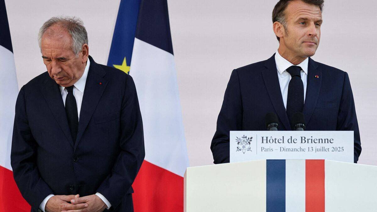 Macron et Bayrou réunis à l'Élysée pour crise