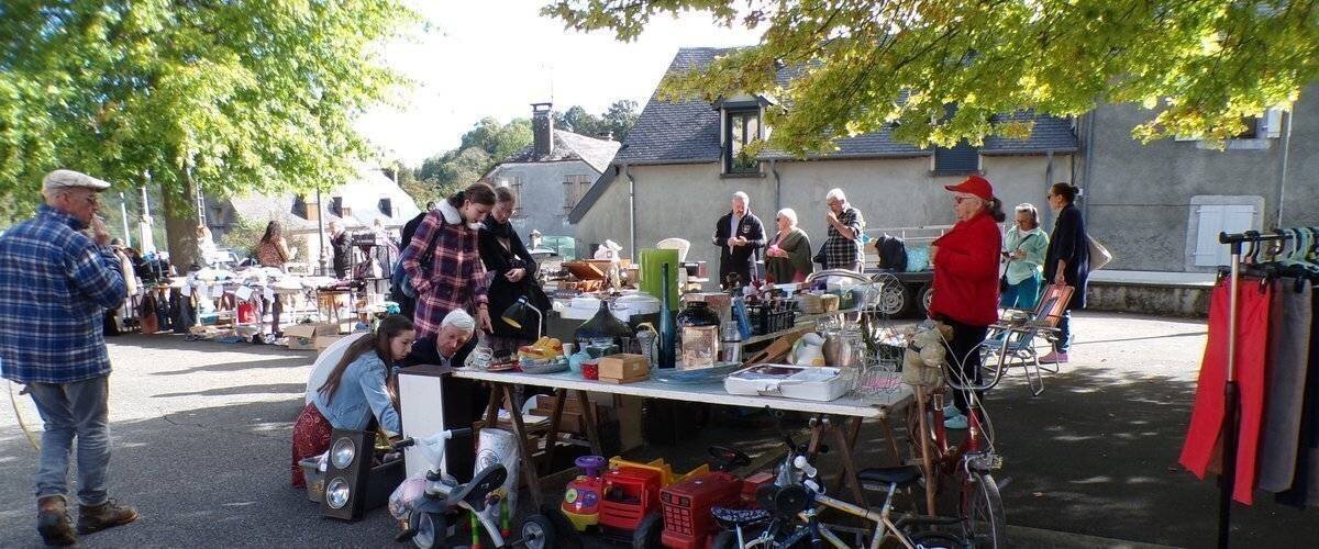 Rassemblement et activités communautaires en Bartrès