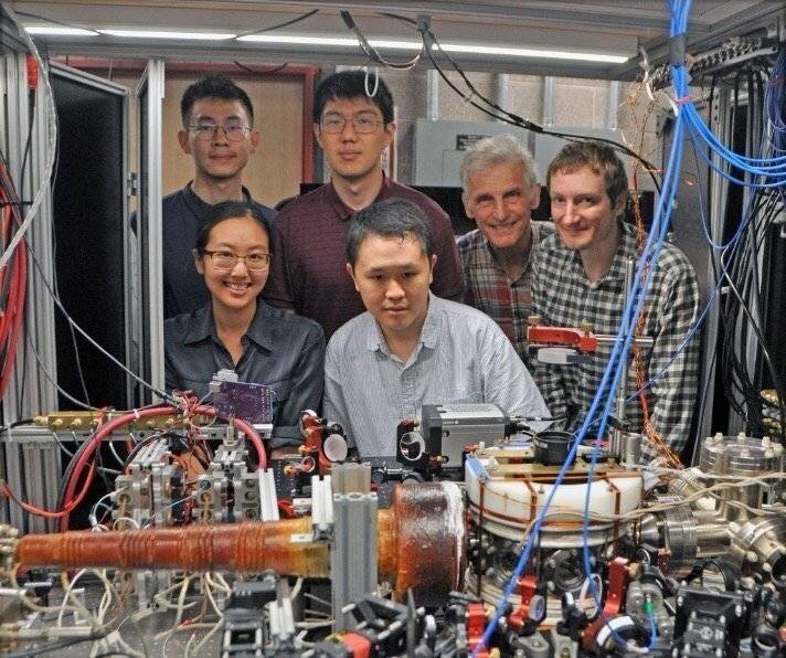 Wolfgang Ketterle et l'équipe du MIT