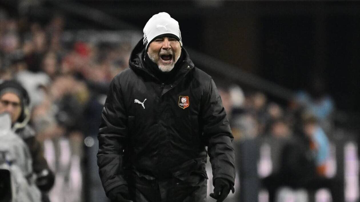 Sampaoli dirige l’Atlético Mineiro lors d’un match