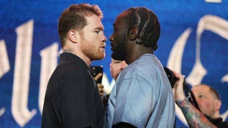 Canelo Álvarez et Terence Crawford sur le ring