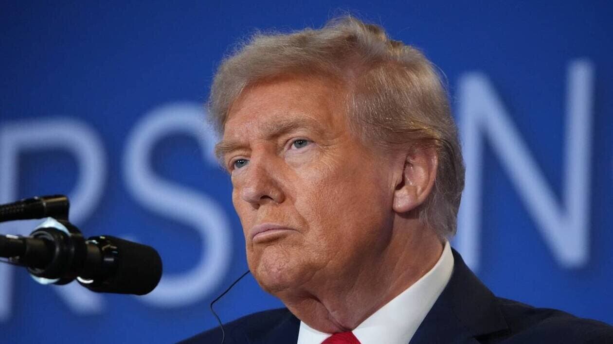 Images d’archives liées à la rhétorique sécuritaire et militaire