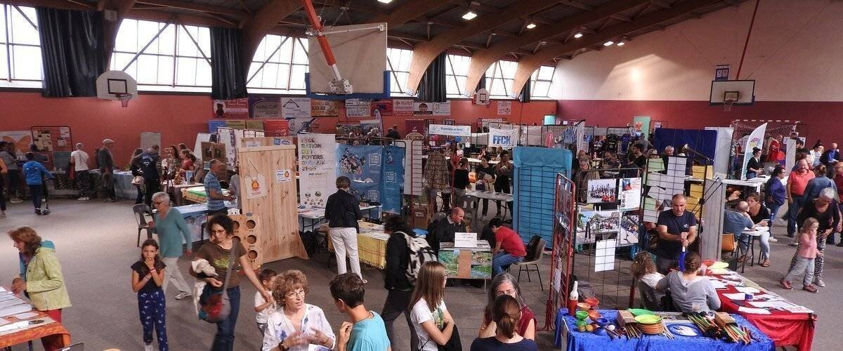 Affluence lors d'une journée des associations à Argelès-Gazost