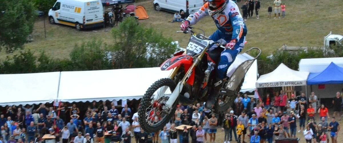 Pilotes sur la montée impossible à Saint-Rome