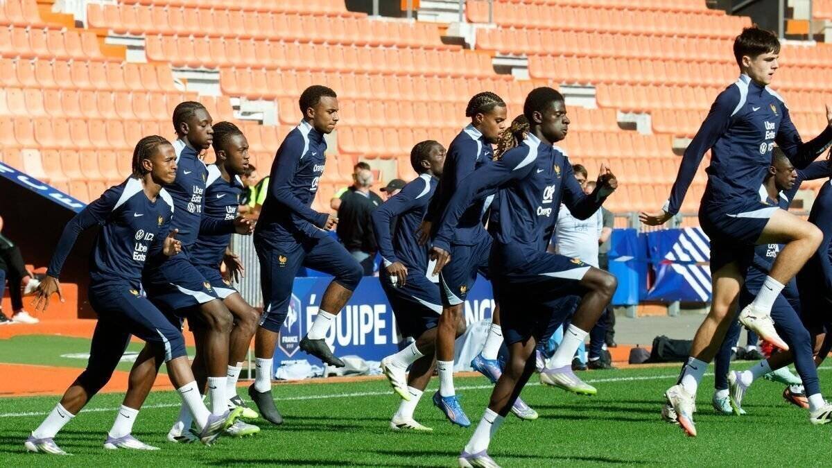 Car transportant l’équipe espoirs luxembourgeois après l’accident