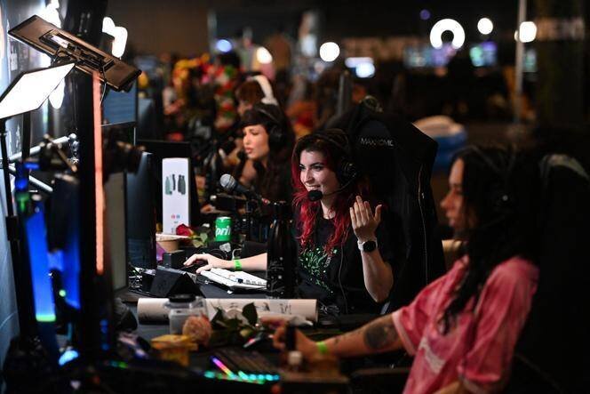 Streamers du Z Event devant leurs écrans