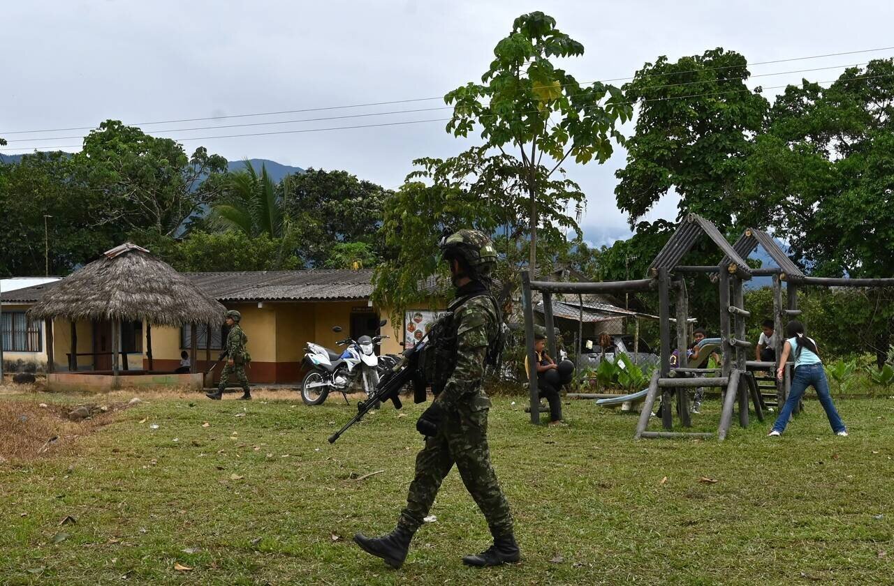 Soldats colombiens pris en otage dans le Cauca