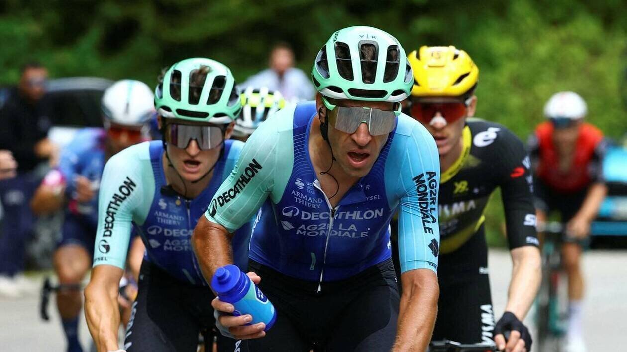 Bruno Armirail sur un vélo de course