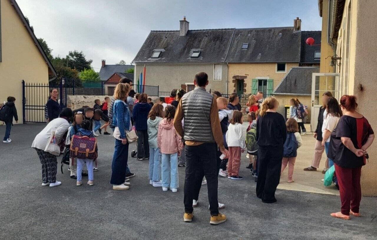 Salle flambant neuve à Saint-Rémy-de-Sillé