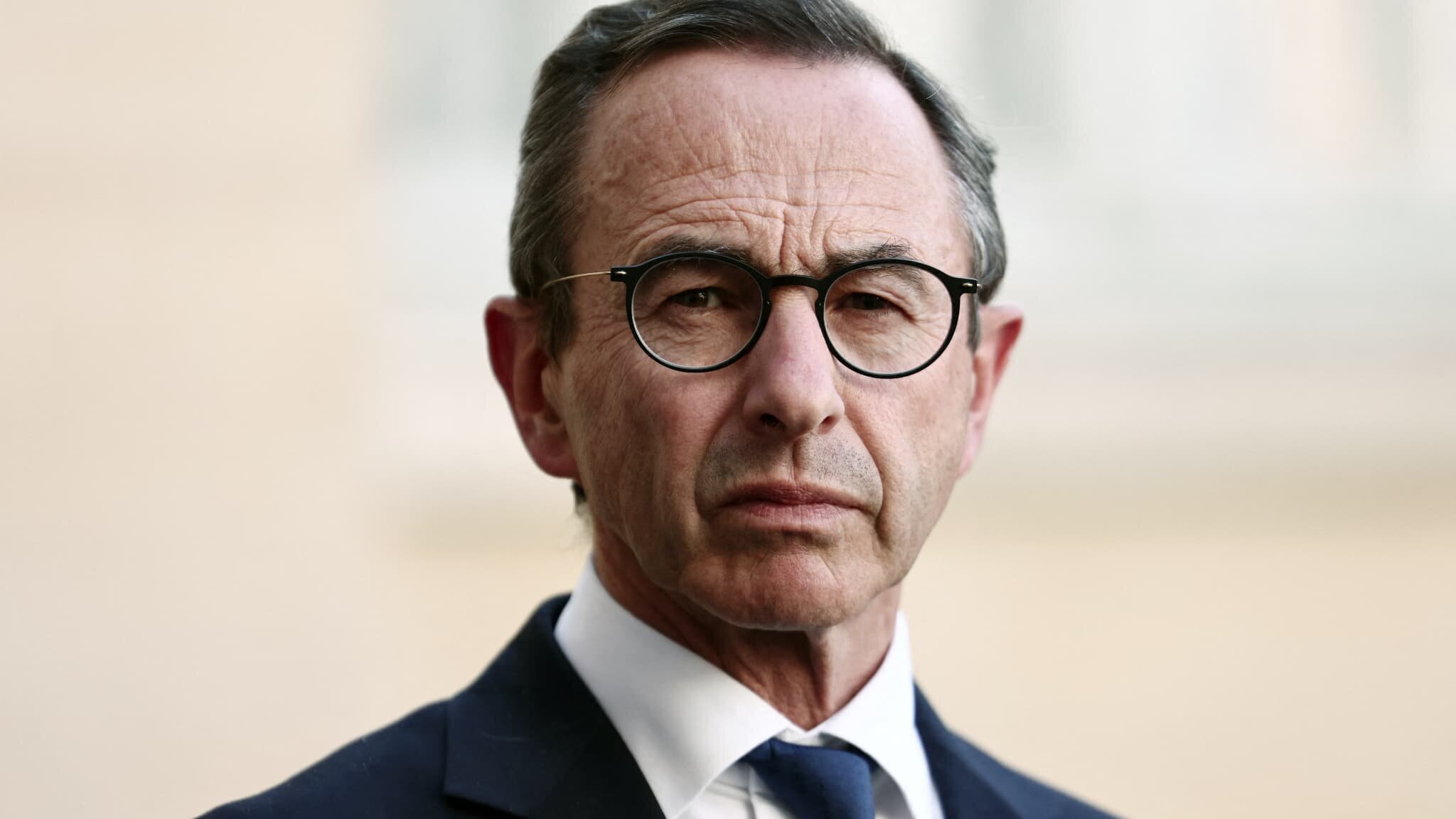 Bruno Retailleau lors d'une conférence de presse à Matignon