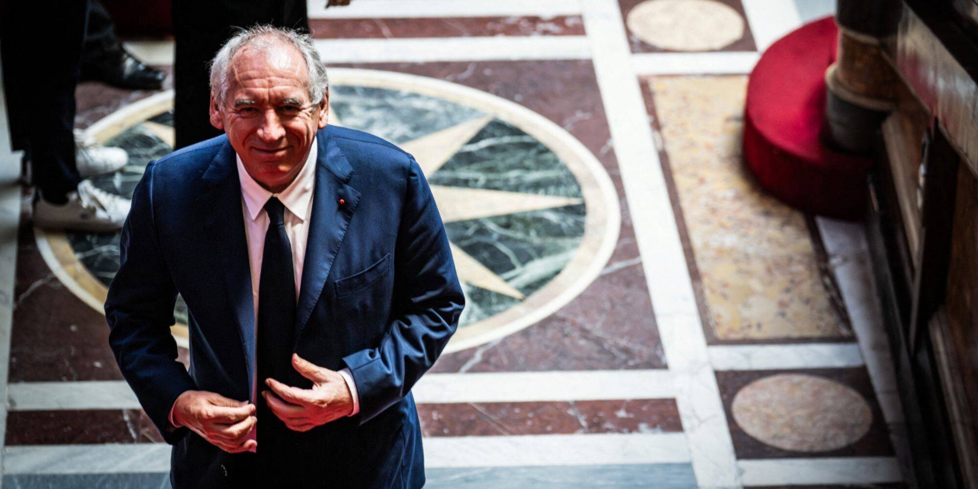 Crise politique française après démission du Premier ministre