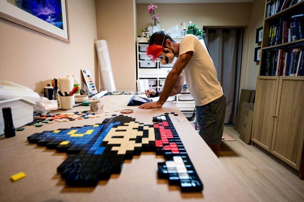 Mosaïque colorée prête à l'installation