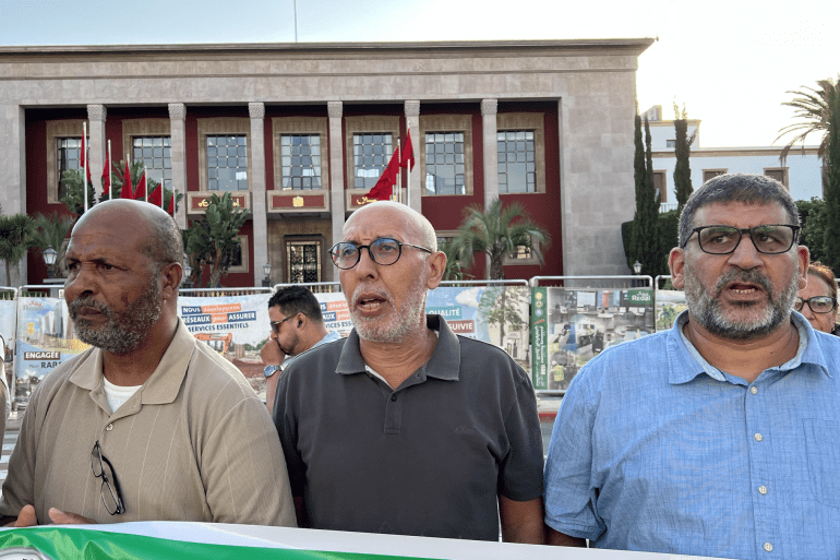 Manifestation devant le Parlement à Rabat