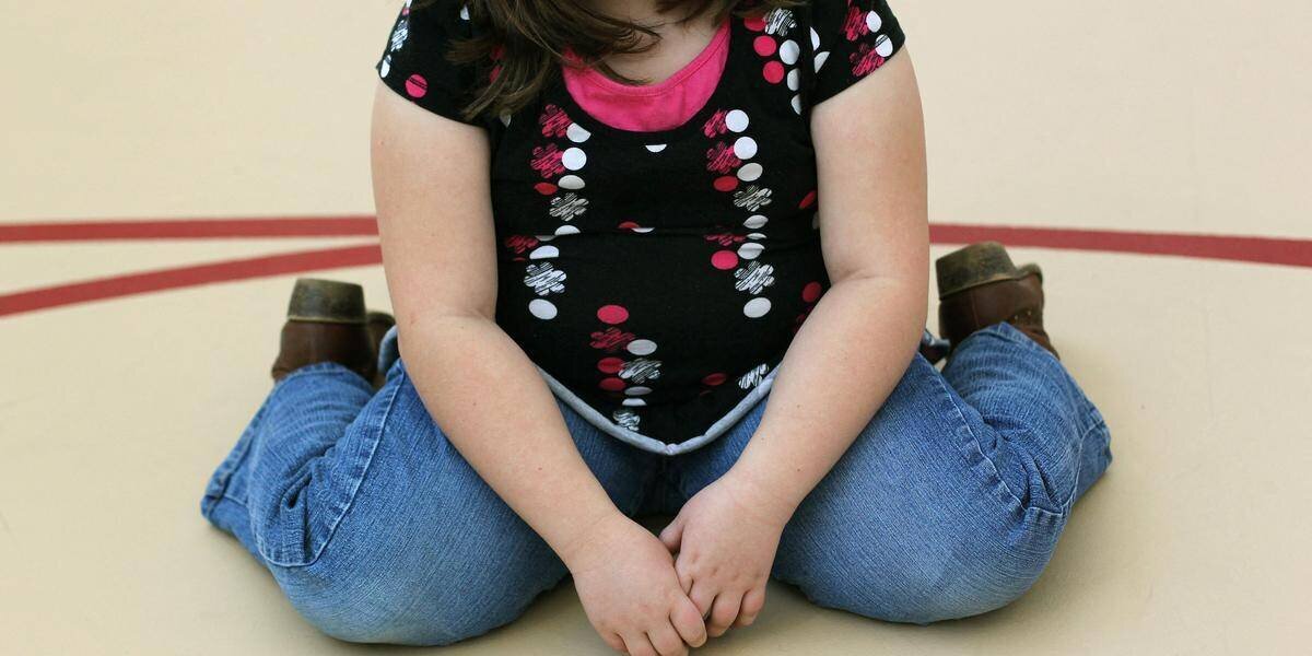 Graphique montrant les chiffres d’obésité et de malnutrition chez les 5-19 ans