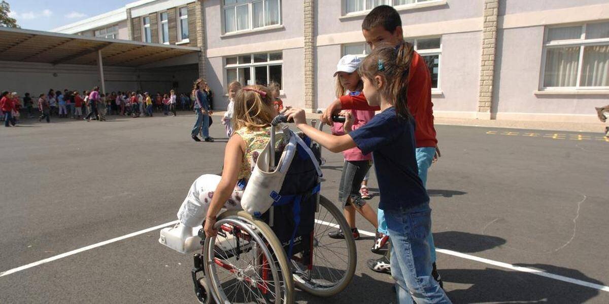 Jeunes et chiffres, photo AFP