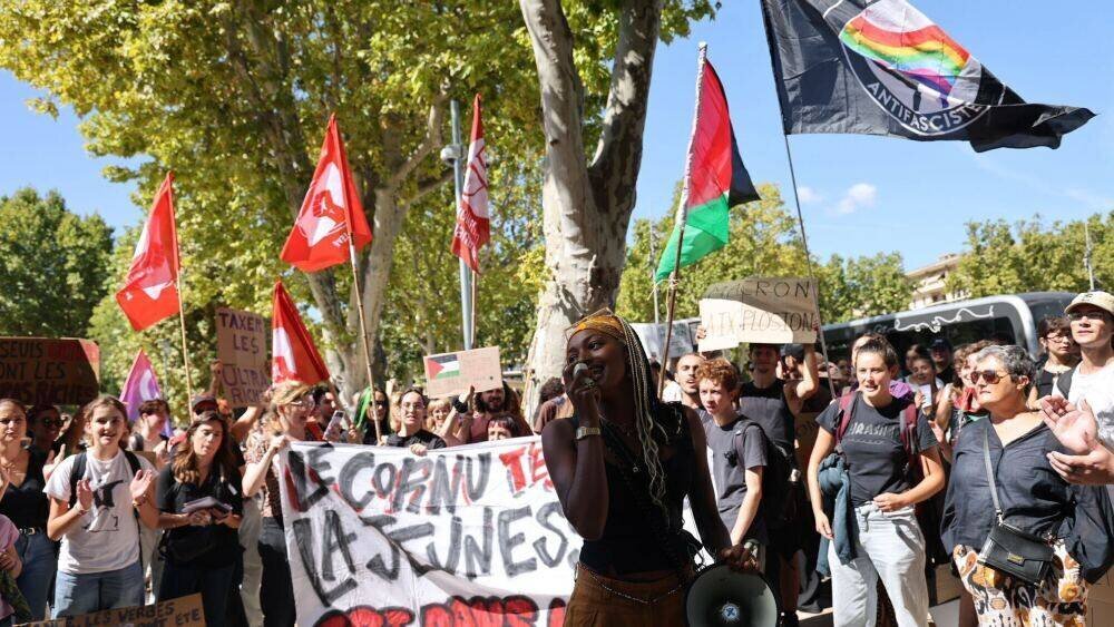 Manifestation à Aix-en-Provence bloquant la circulation