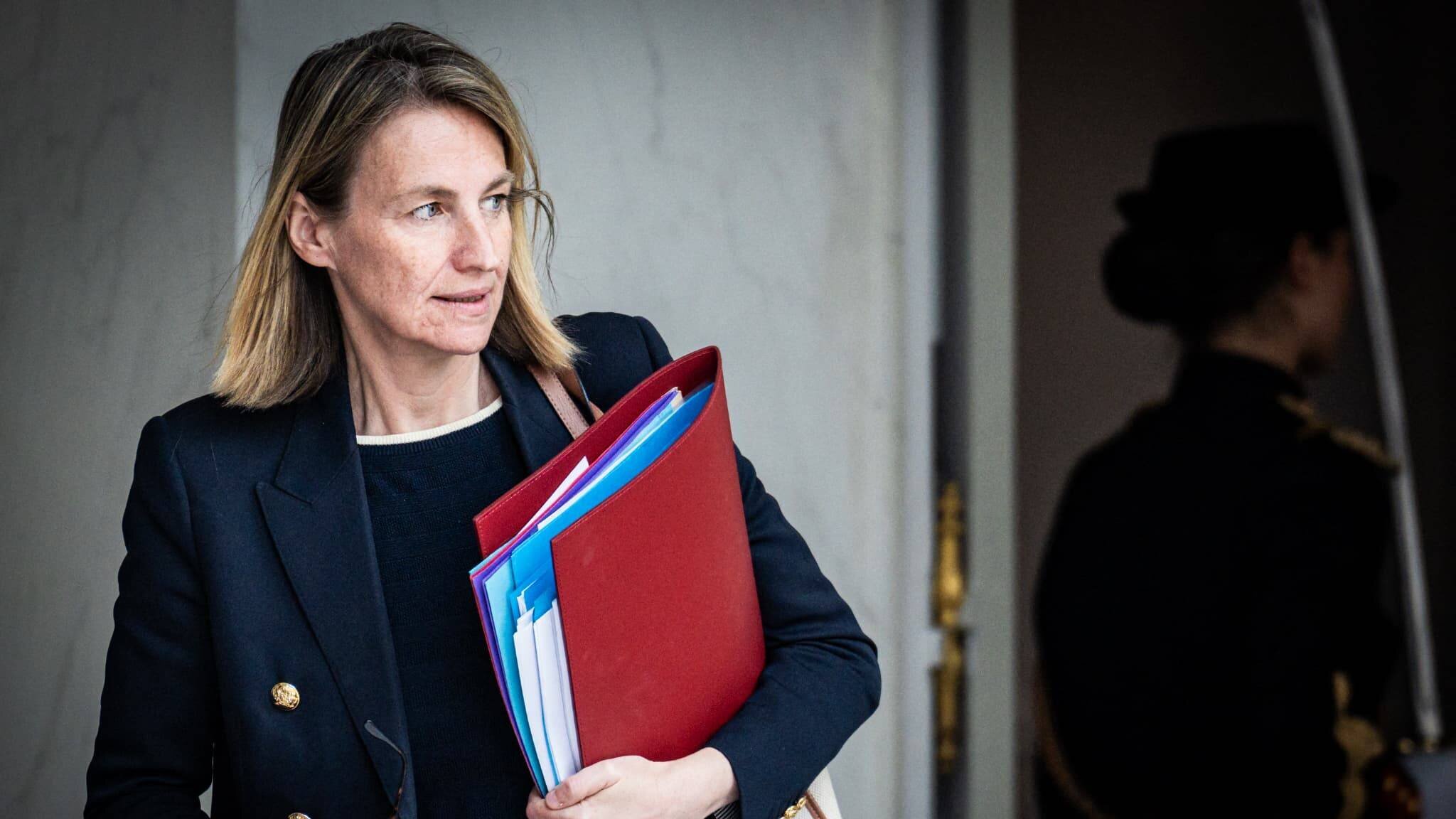 Portrait de la ministre du Travail Astrid Panosyan-Bouvet