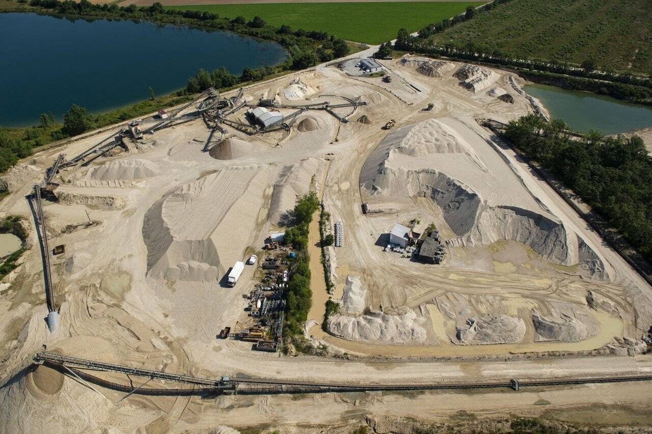 Site industriel et sablière à Sully-sur-Loire