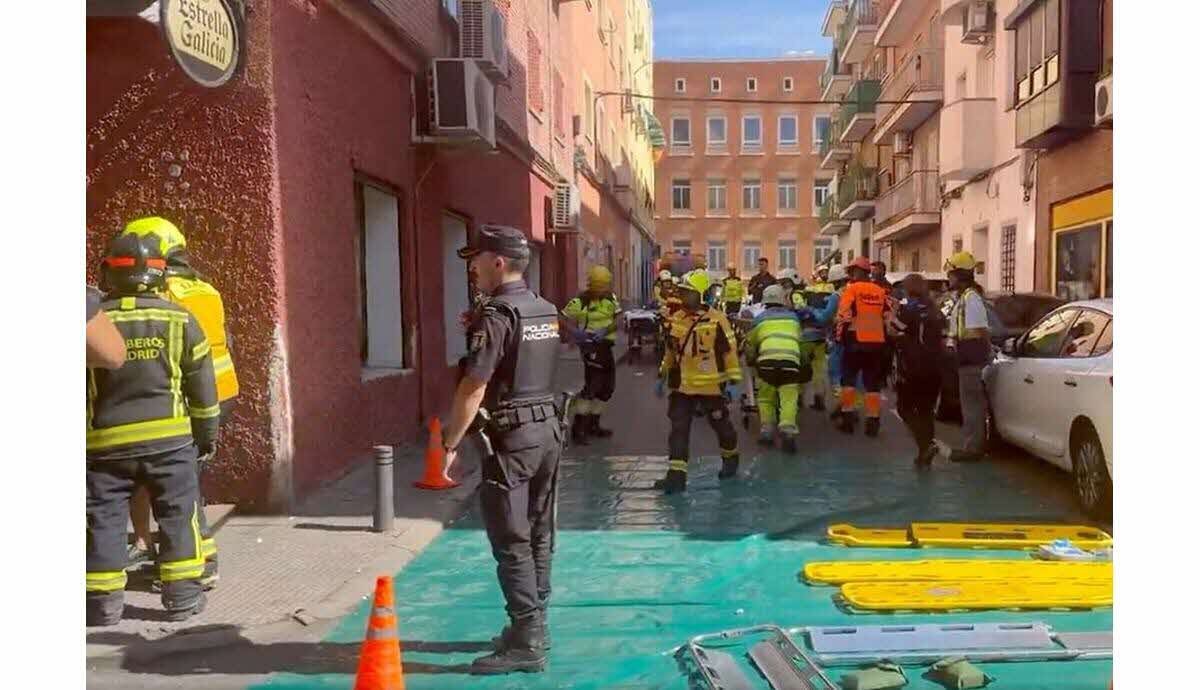 Corps retrouvé dans les décombres du bar à Madrid