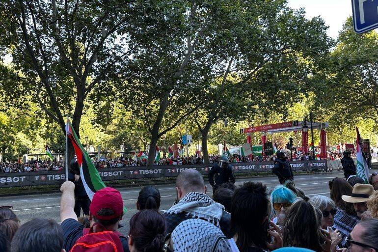 Manifestation à Madrid avant l'annulation du départ de La Vuelta