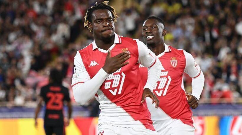 George Ilenikhena célébrant