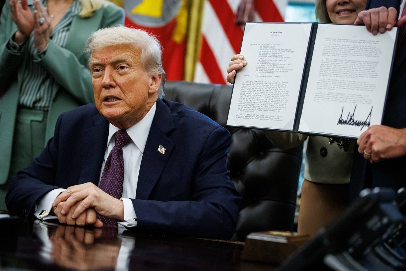 Trump signe le décret pour déployer la garde nationale à Memphis