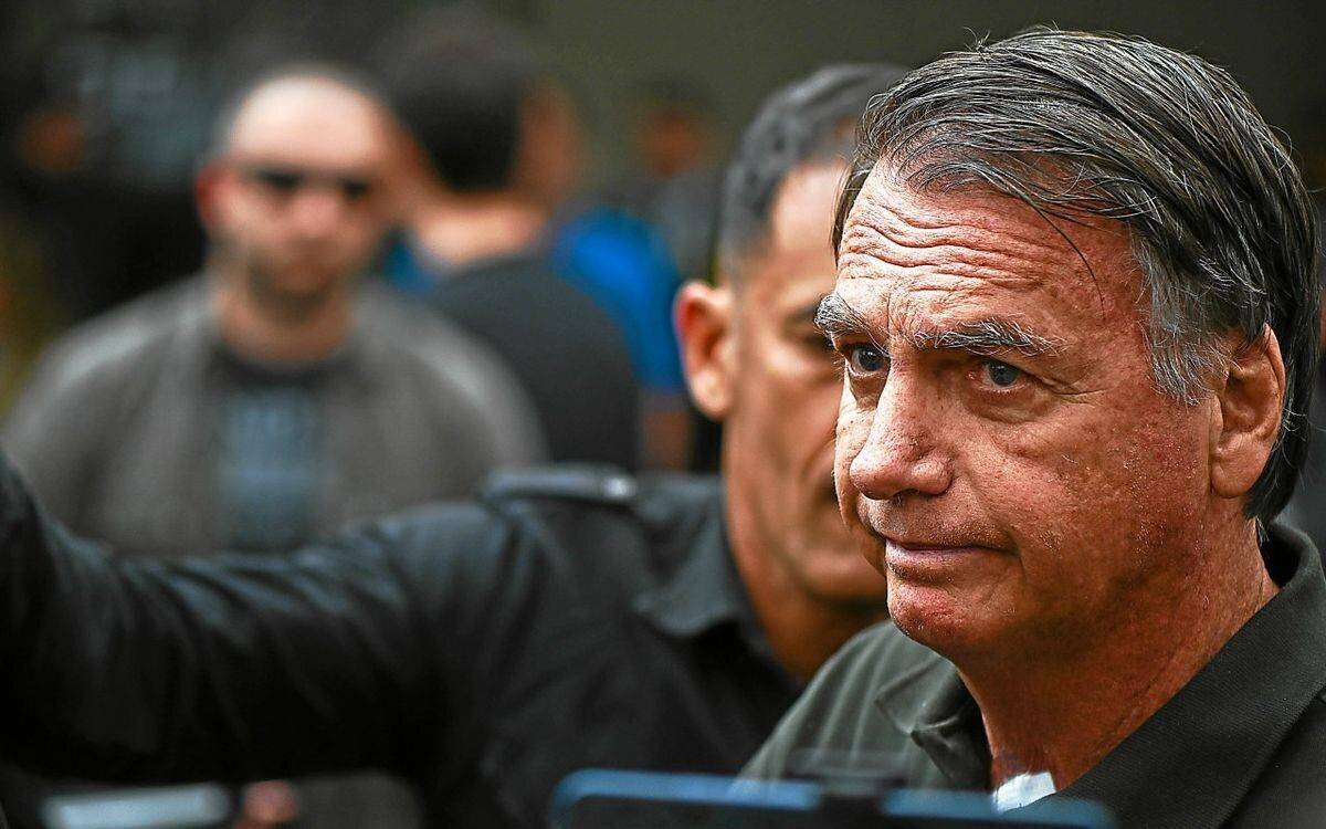 Jair Bolsonaro hospitalisé à Brasilia après malaise