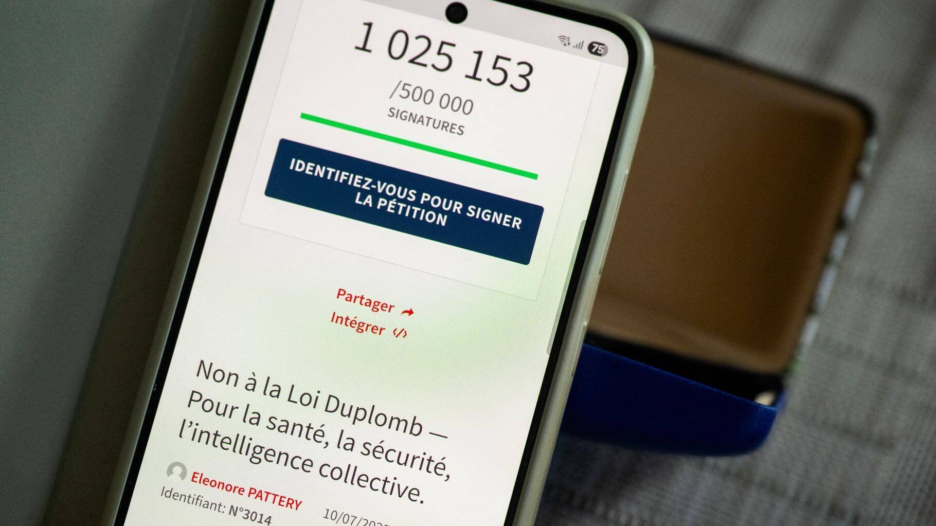 Pétition Duplomb en focus médiatique